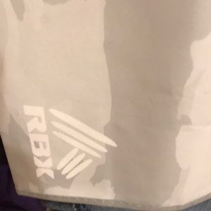 Meet your Posher, Colleen